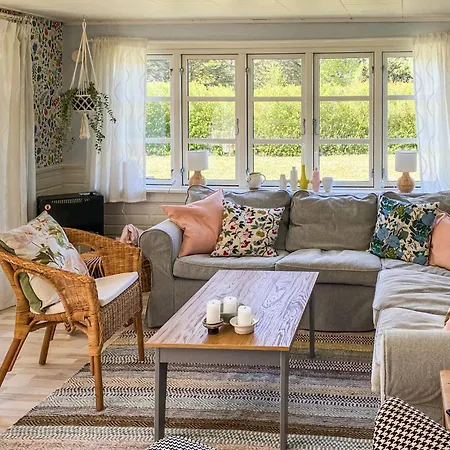 Prázdninový dům Cozy In Vaeggerlose With Wifi Bøtø By